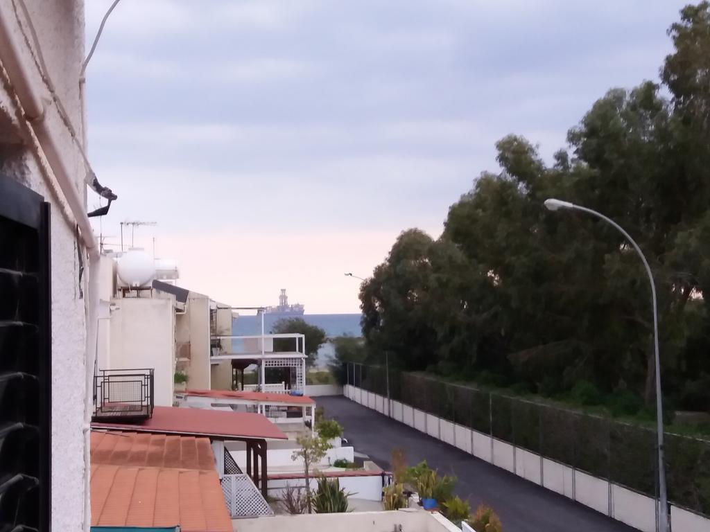 לרנקה Miltos Beach House מראה חיצוני תמונה