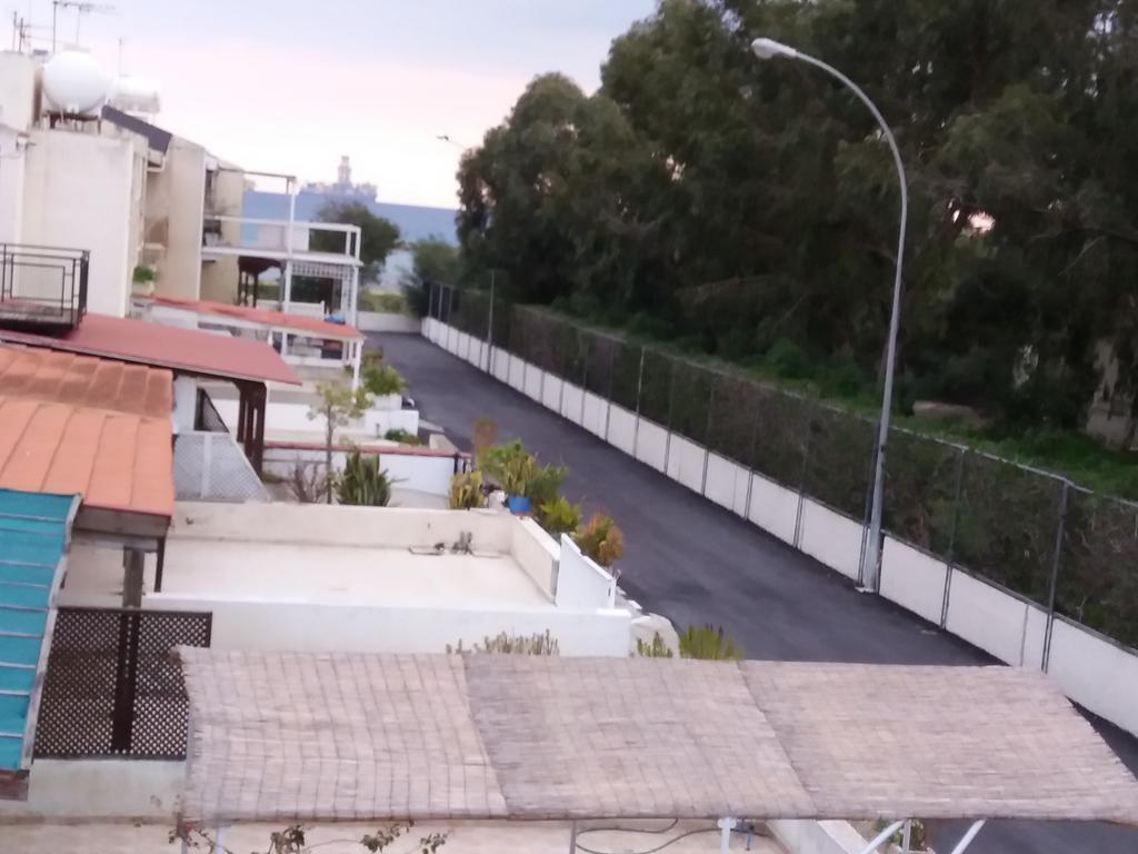 לרנקה Miltos Beach House מראה חיצוני תמונה