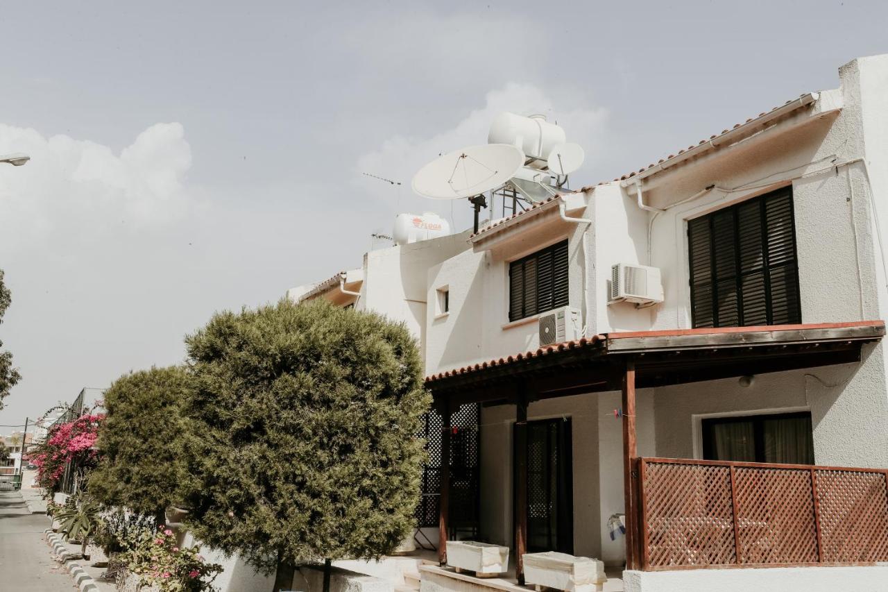 לרנקה Miltos Beach House מראה חיצוני תמונה
